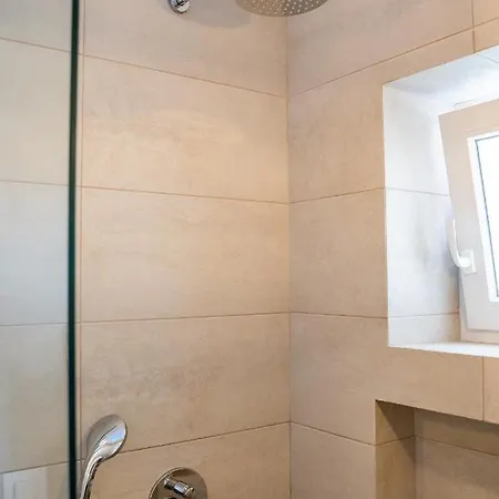 Valandou Appartement *